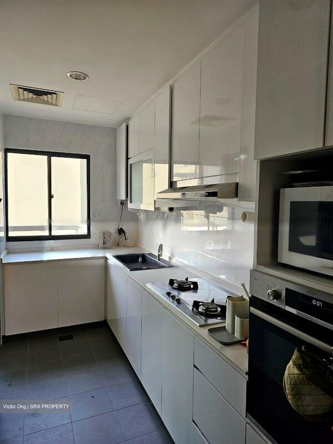 38 Draycott Drive (D10), Apartment #561119911